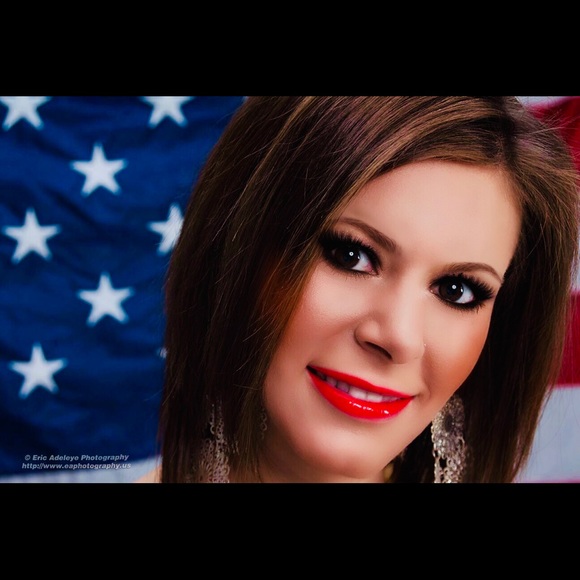 Meet your Posher, Sandra - Picture 3 of 4